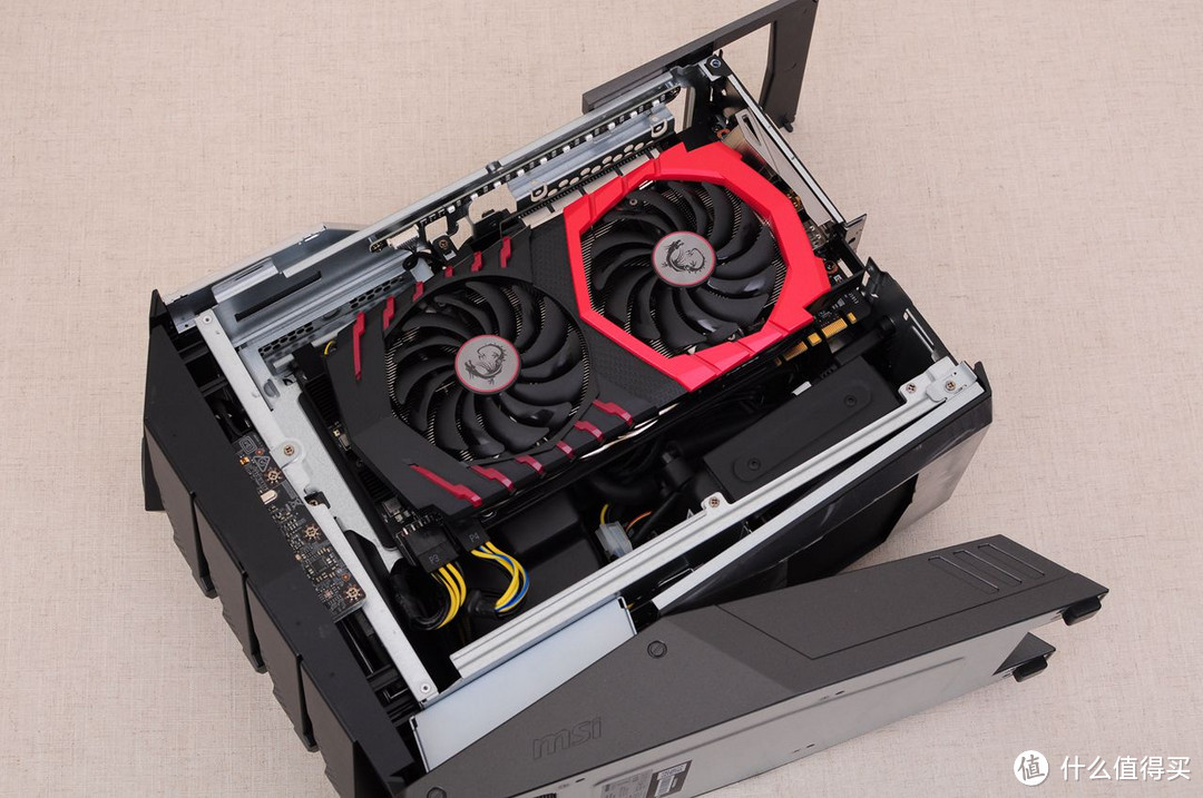 终于有年终奖了，帮壕友买的新年礼物：MSI 微星 Aegis x3主机 小晒