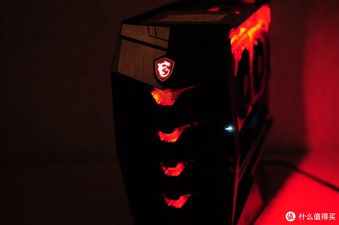 终于有年终奖了，帮壕友买的新年礼物：MSI 微星 Aegis x3主机 小晒