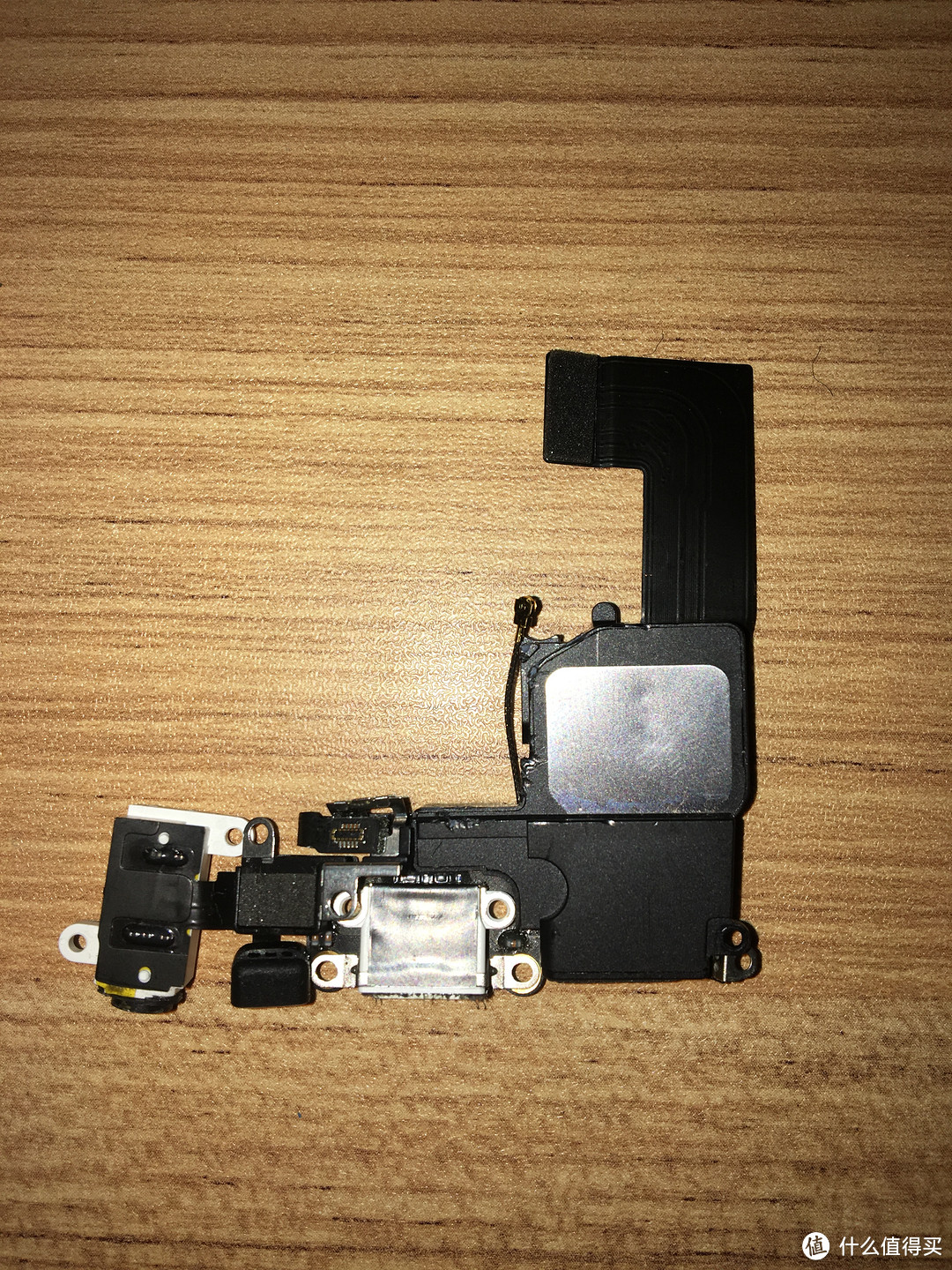 花￥150&20分钟GET一台“全新”Apple 苹果 iPhone5S 手机— 5S自翻小记