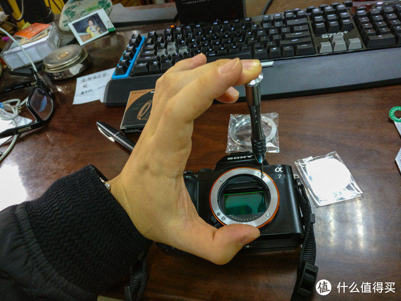 DIY更换sony A7镜头卡扣