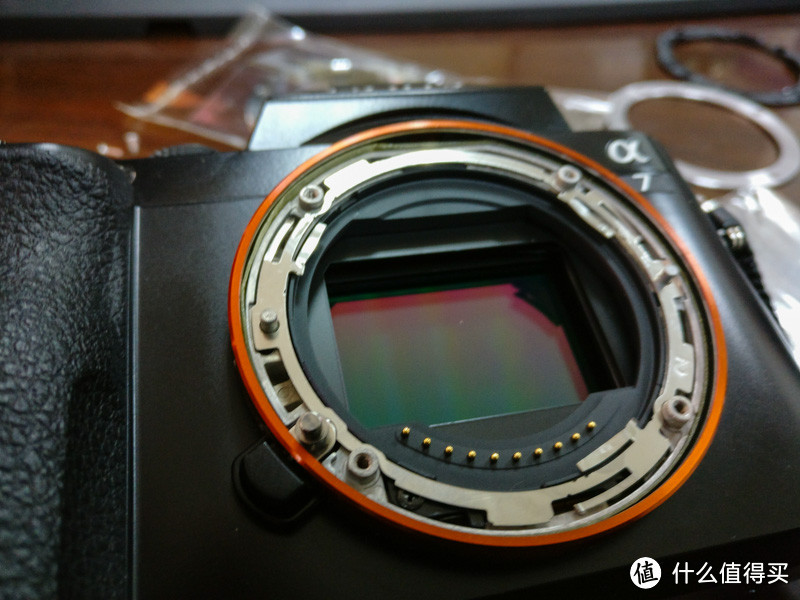 DIY更换sony A7镜头卡扣