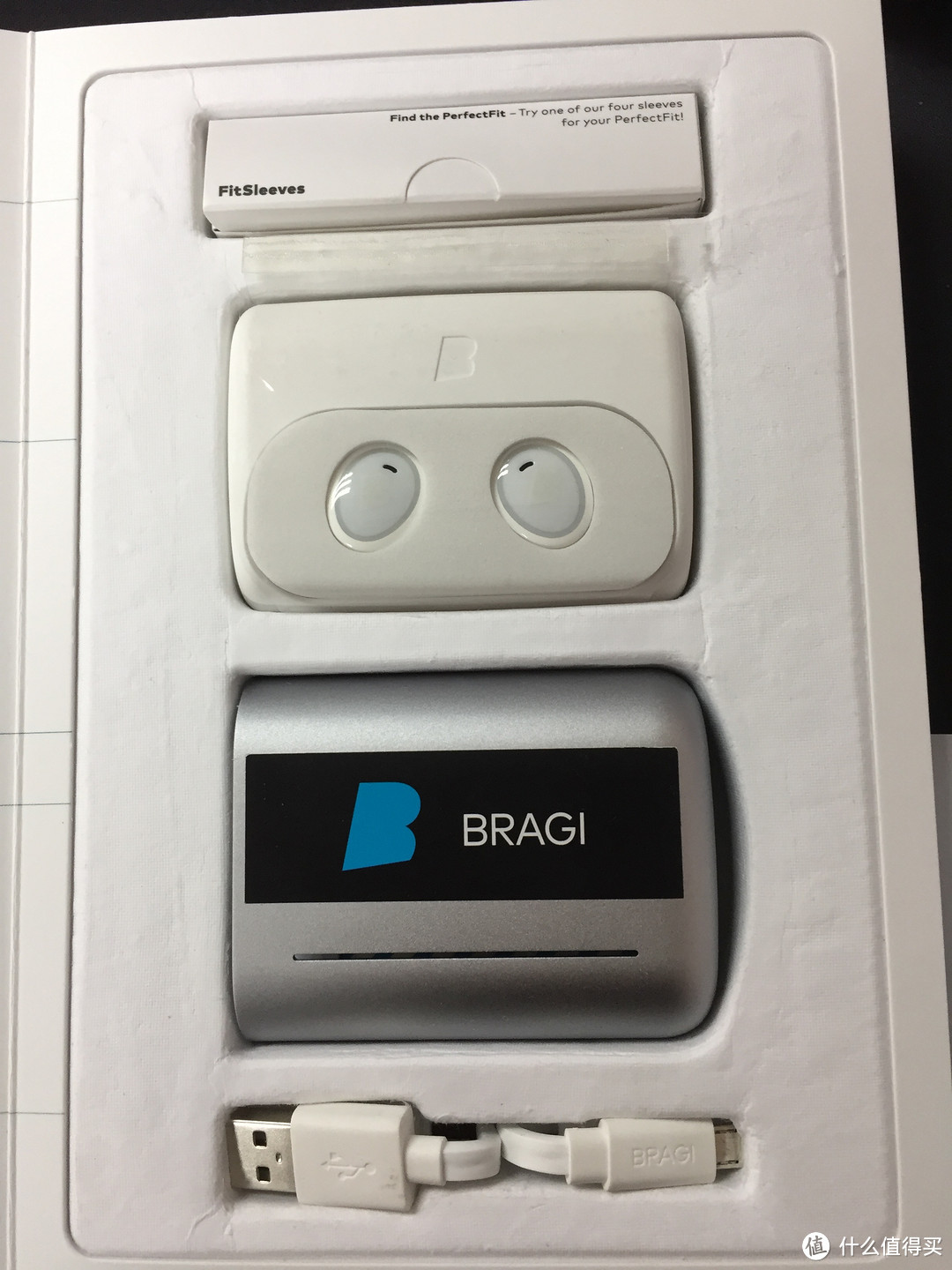 Apple 苹果 AirPods 无线耳机 和 Bragi the dash 简单对比