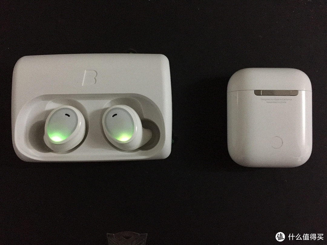 Apple 苹果 AirPods 无线耳机 和 Bragi the dash 简单对比