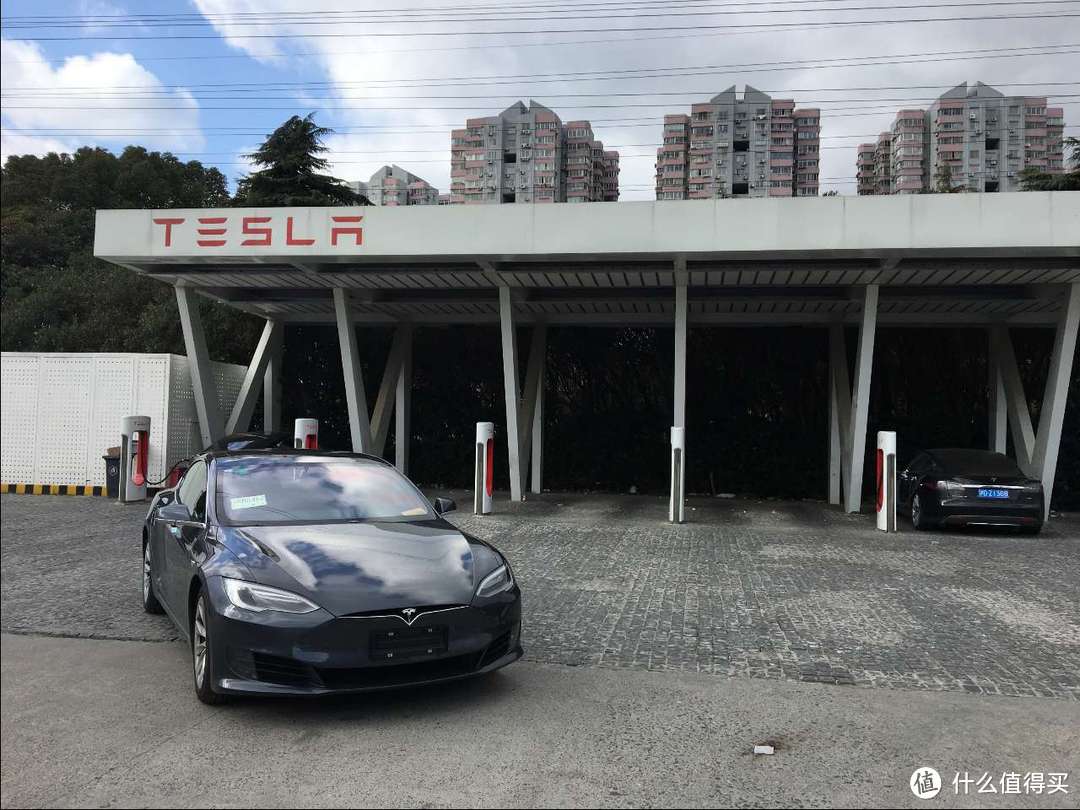 伴随我整个春节的Model S 75D