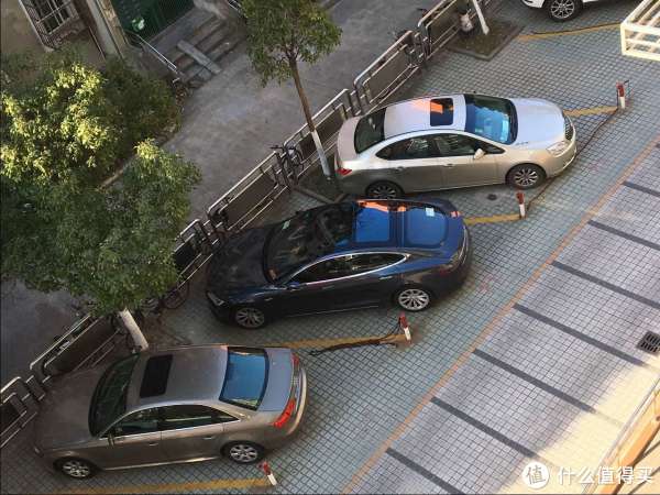 斜向停车位顶视图.