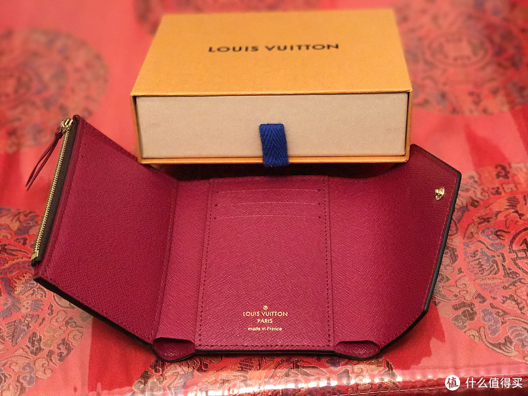 #本站首晒# 入手 LOUIS VUITTON 路易·威登 VICTORINE 豆豆钱夹 M41938