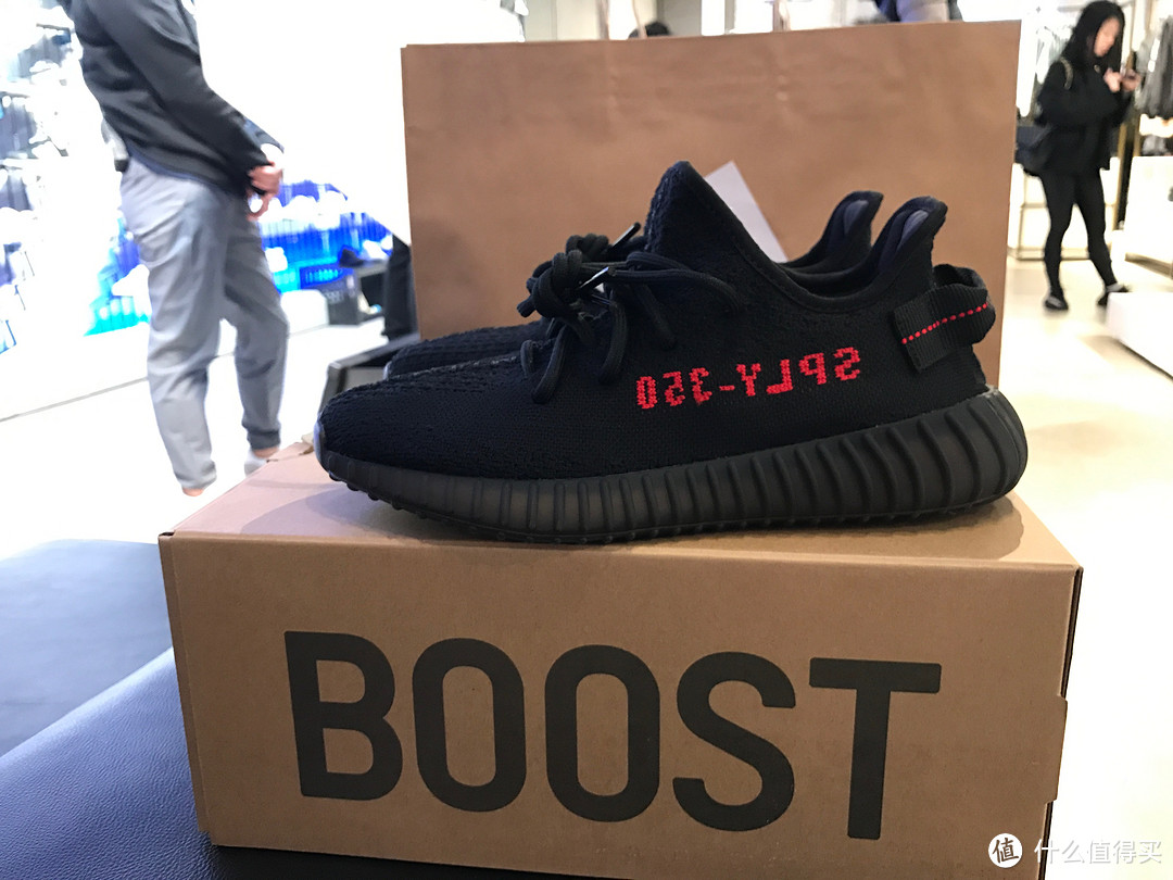 #原创新人# 首签首中！yeezy 350v2全黑经典红黑配完美开箱！