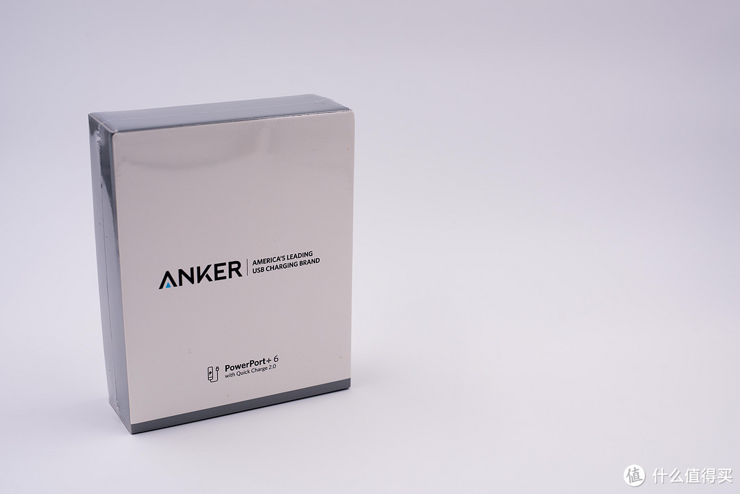 旅行者的优质生活 — ANKER QC2.0 便携充电器