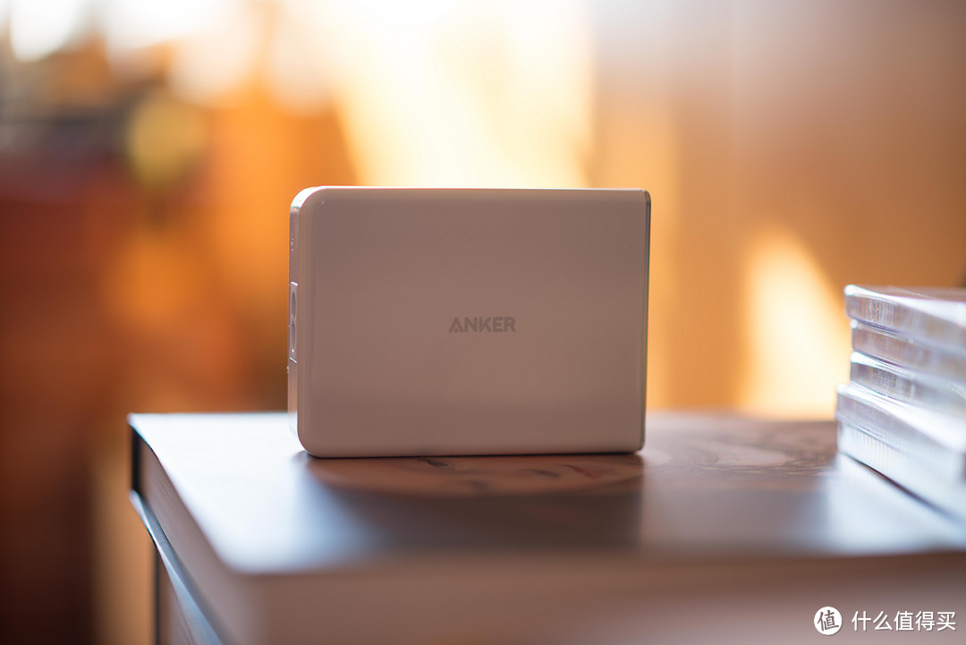 旅行者的优质生活 — ANKER QC2.0 便携充电器