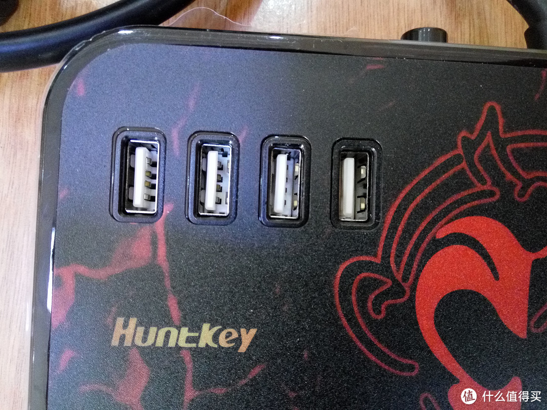 Huntkey 航嘉 智慧云祥云版USB排插 开箱&简单体验