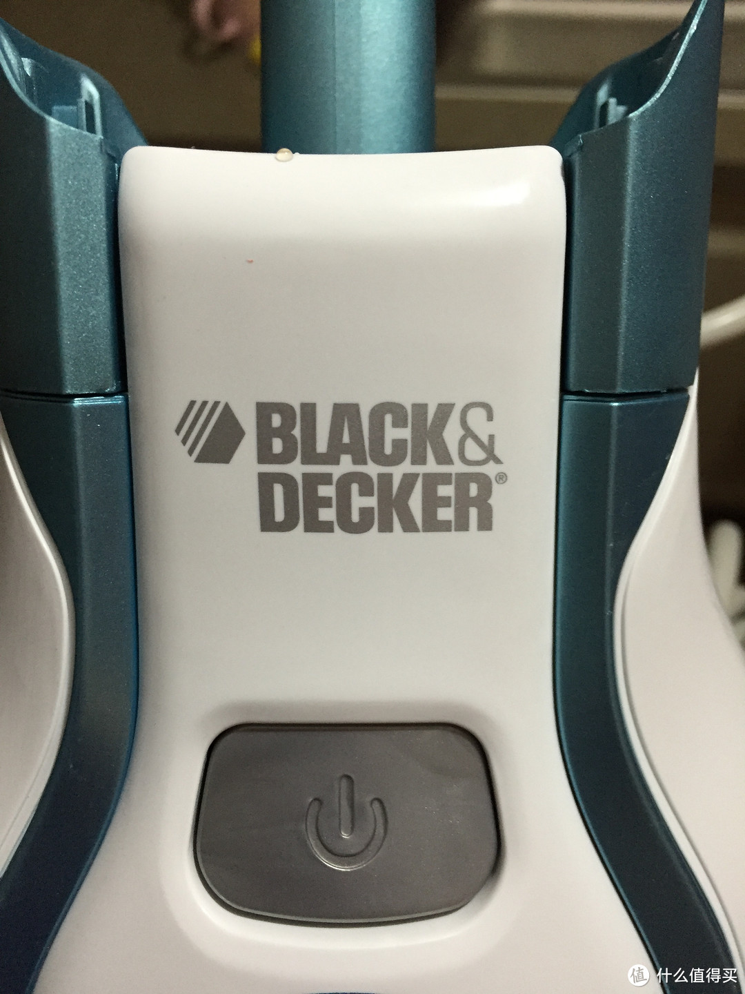 和黏糊糊的地板说再见 — BLACK&DECKER 百得 FSM1610 电动蒸汽拖把 开箱