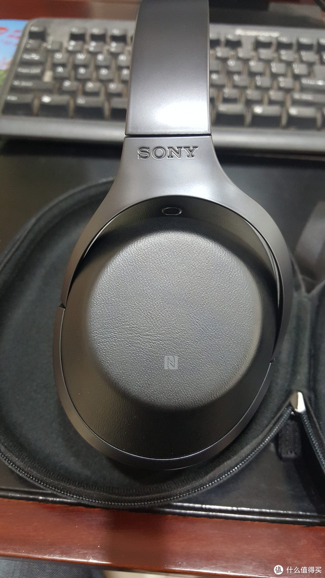 我也来守护姨夫的微笑：SONY 索尼 MDR-1000X 无线降噪立体声耳机 开箱及简单使用感受