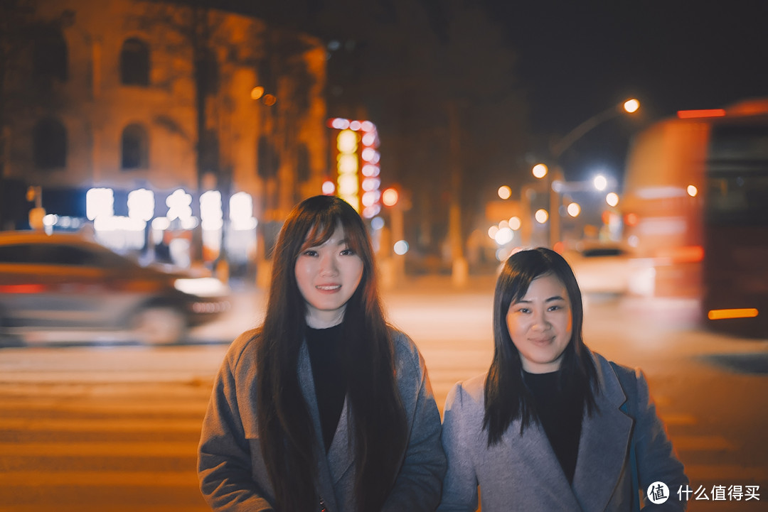 看我大宝剑:冰灯,优洋 LED双色温 外拍补光灯 开箱体验 非利帅冰灯