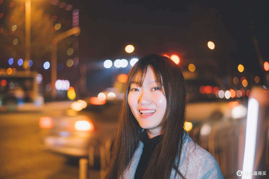 看我大宝剑:冰灯,优洋 LED双色温 外拍补光灯 开箱体验 非利帅冰灯