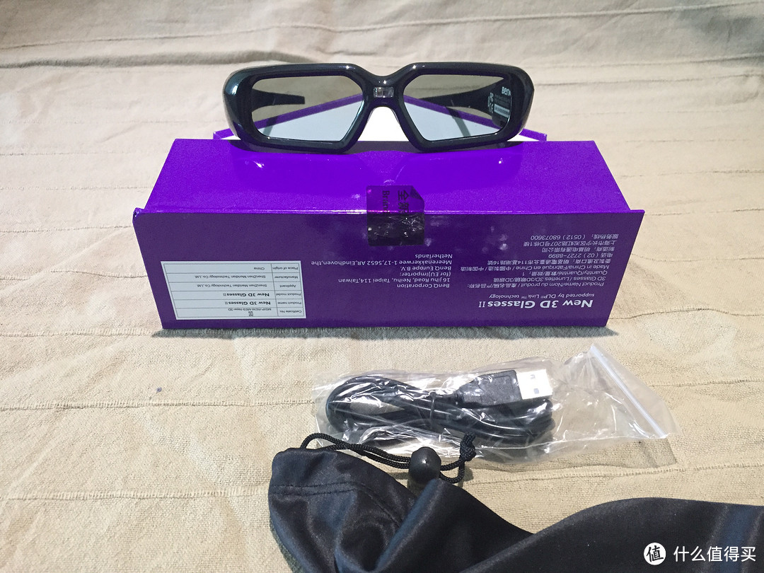 大眼睛的小胖子 — BenQ 明基 I500 智能短焦 家用投影机