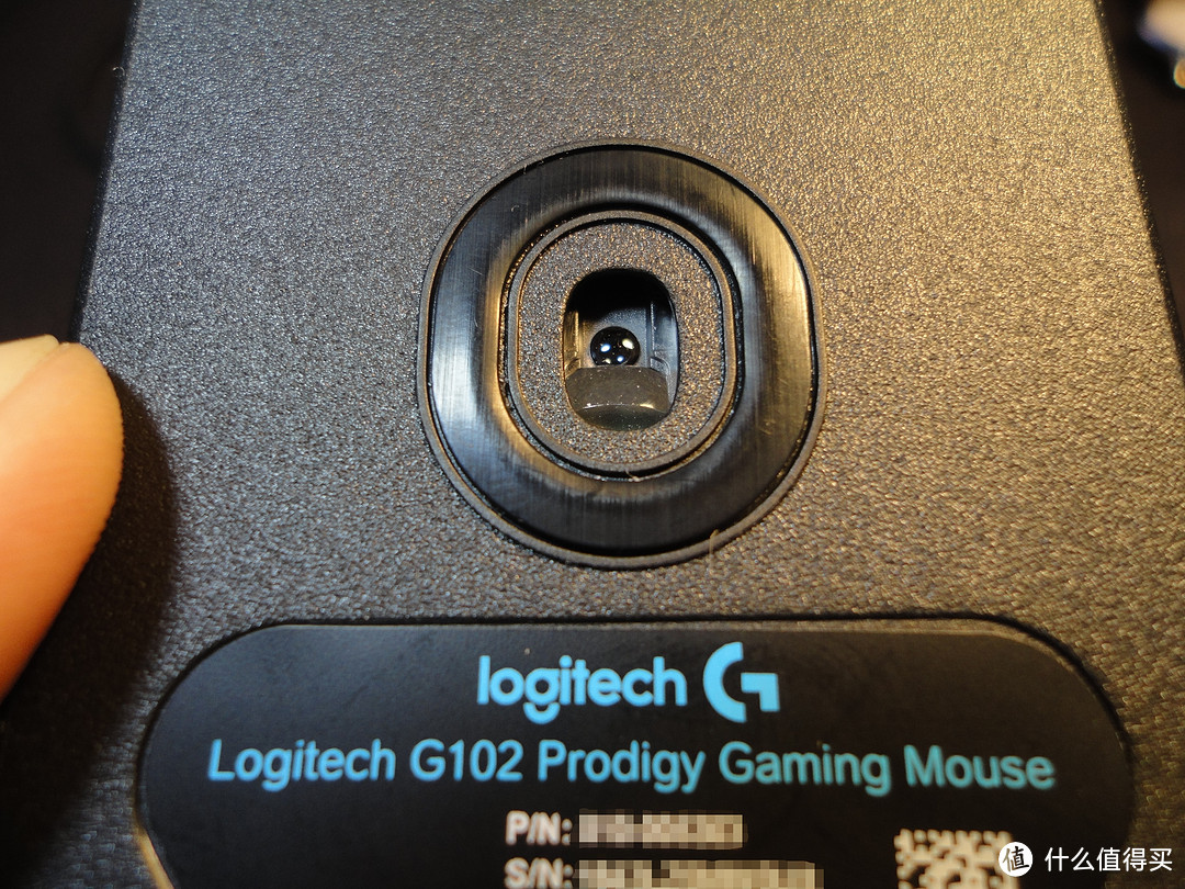 入门RGB游戏鼠标 — Logitech 罗技 G102