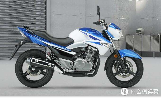 #原创新人#男人的玩具——YAMAHA 雅马哈 R15 摩托车