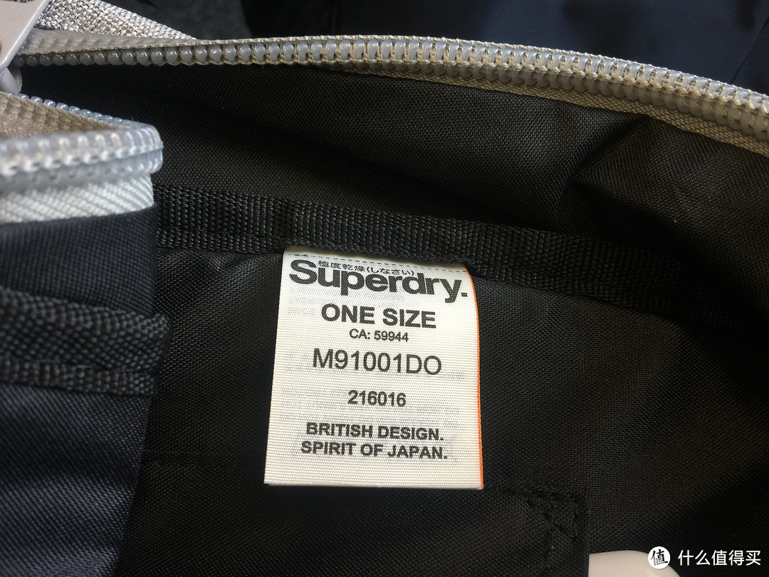 街头英伦风 Superdry 极度干燥 International Montana 背包