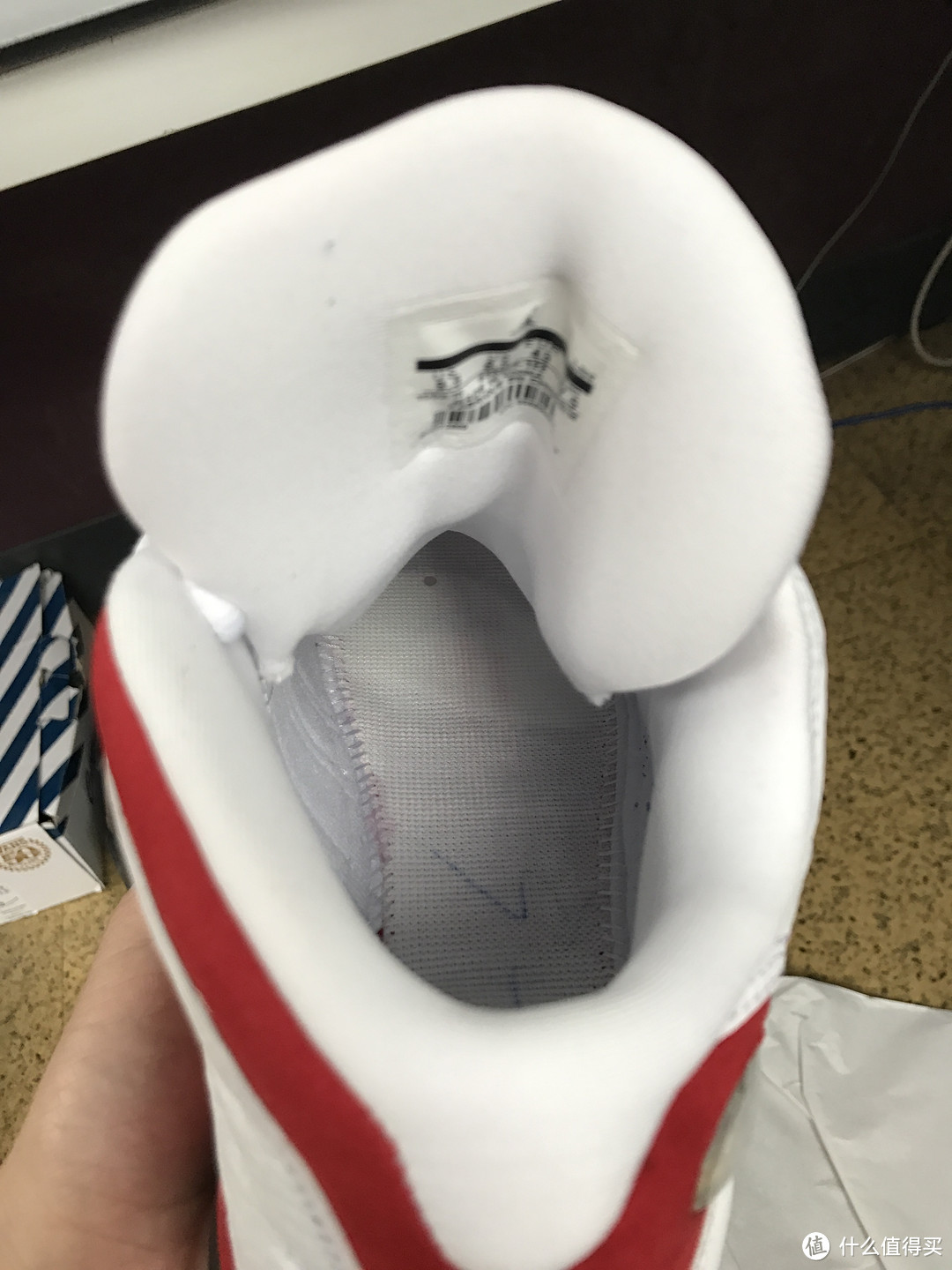 无关风月， 为情怀买单：Air Jordan 13 Retro 白红 篮球鞋