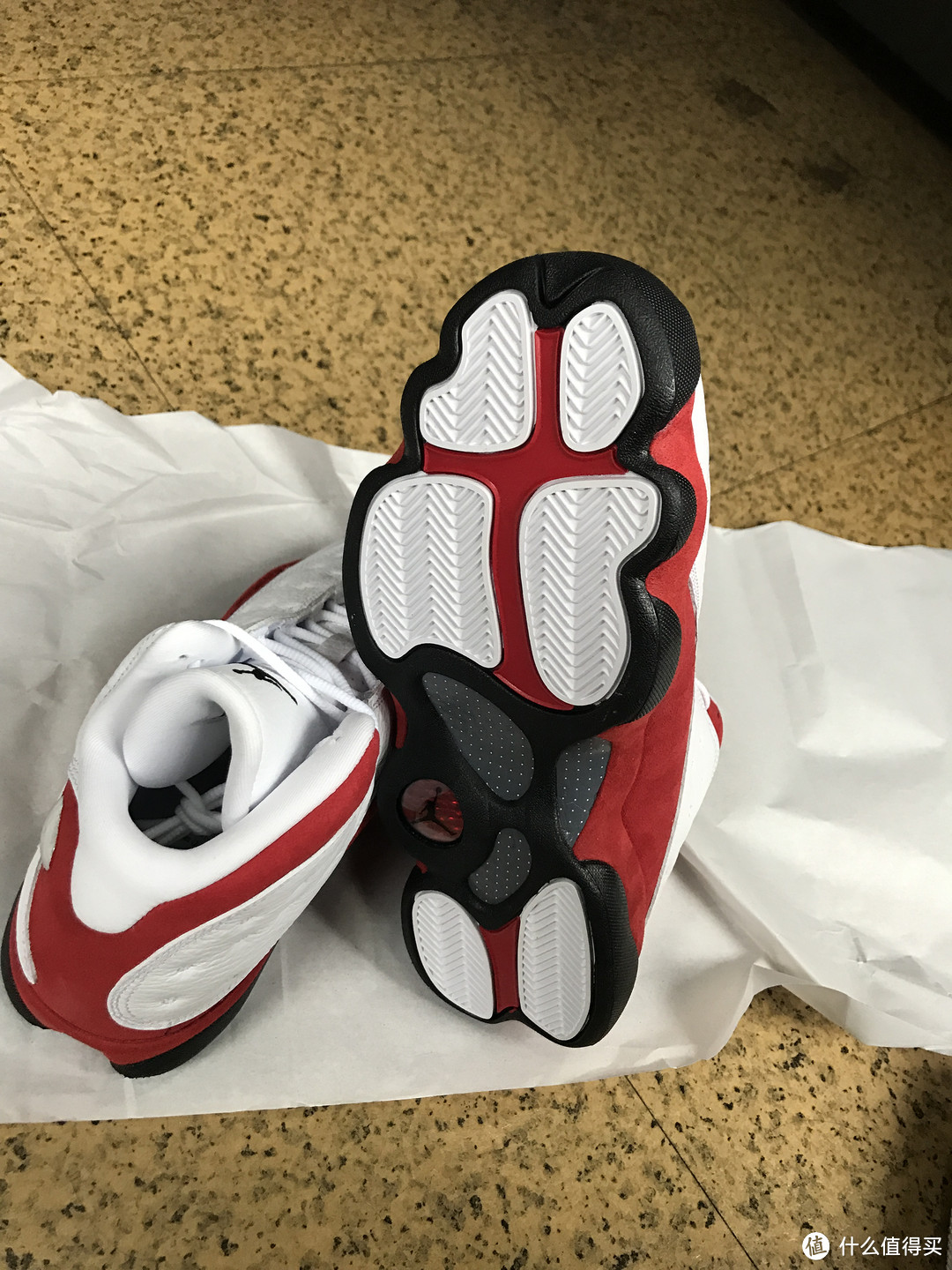 无关风月， 为情怀买单：Air Jordan 13 Retro 白红 篮球鞋