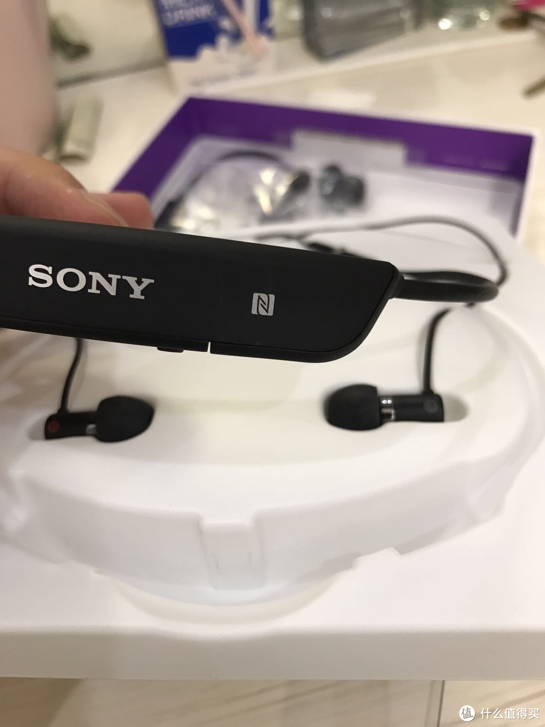 #原创新人# SONY 索尼 SBH80蓝牙运动耳机对比Jabra 捷波朗 SPORT ROX 洛奇运动版 蓝牙运动耳机