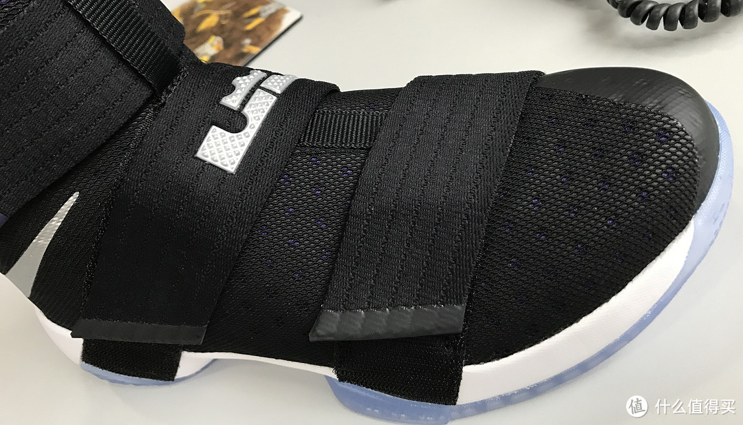 冲动买单，脚剁不完：NIKE 耐克 LEBRON Soldier 10 EP 篮球鞋