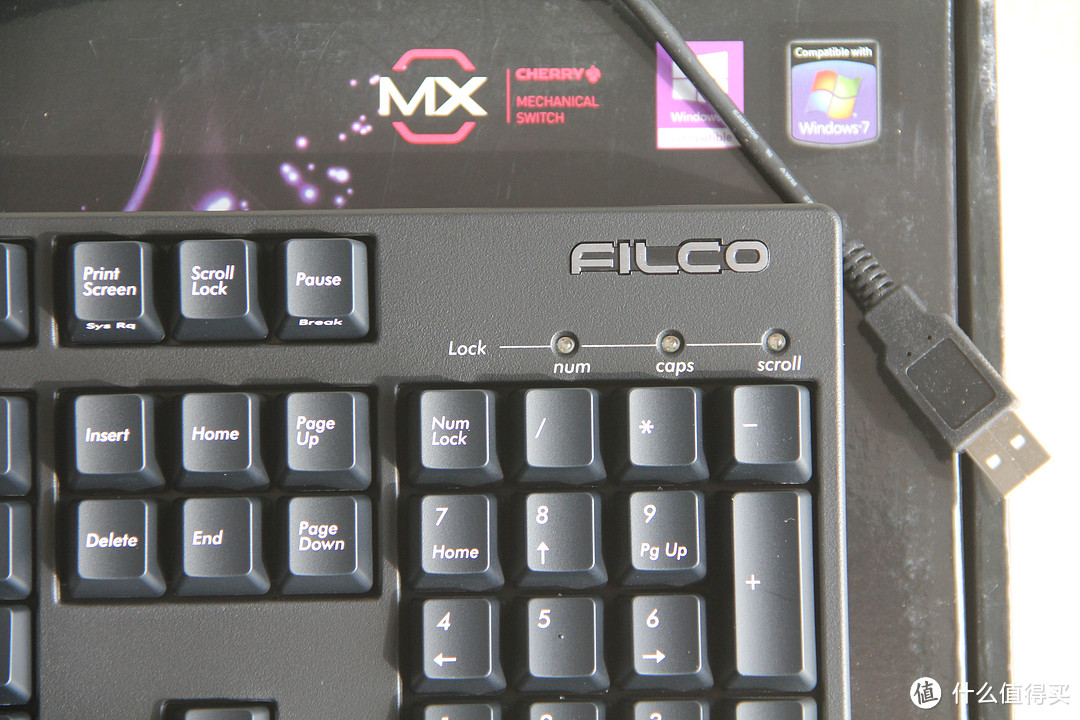 他们说，这是毕业的键盘：FILCO 斐尔可104 圣手二代 104正刻青
