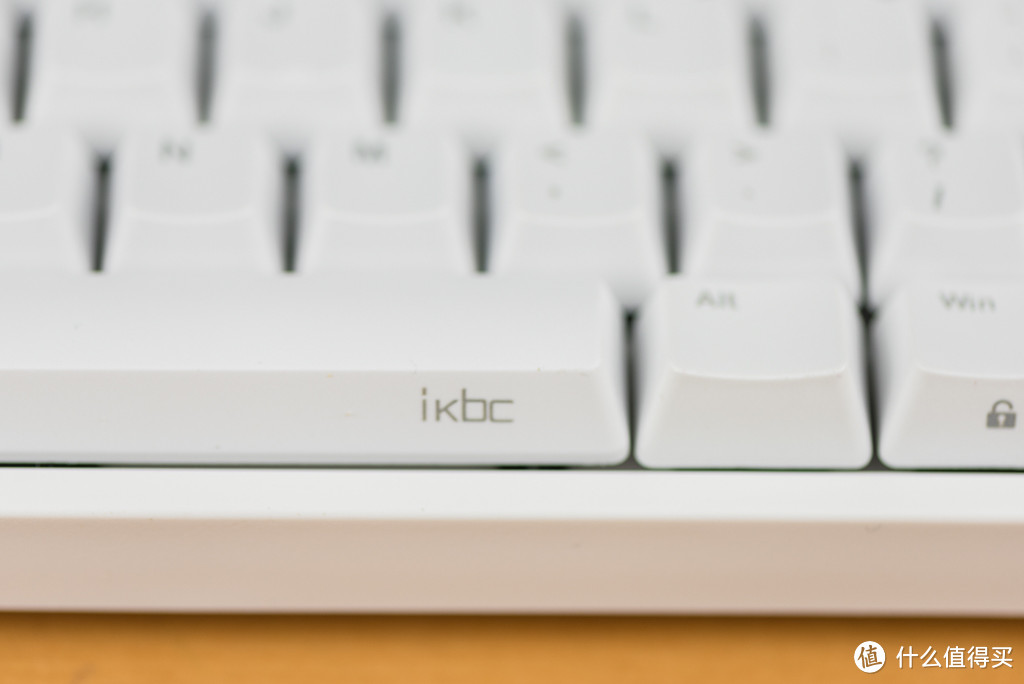 ikbc c104 红轴键盘