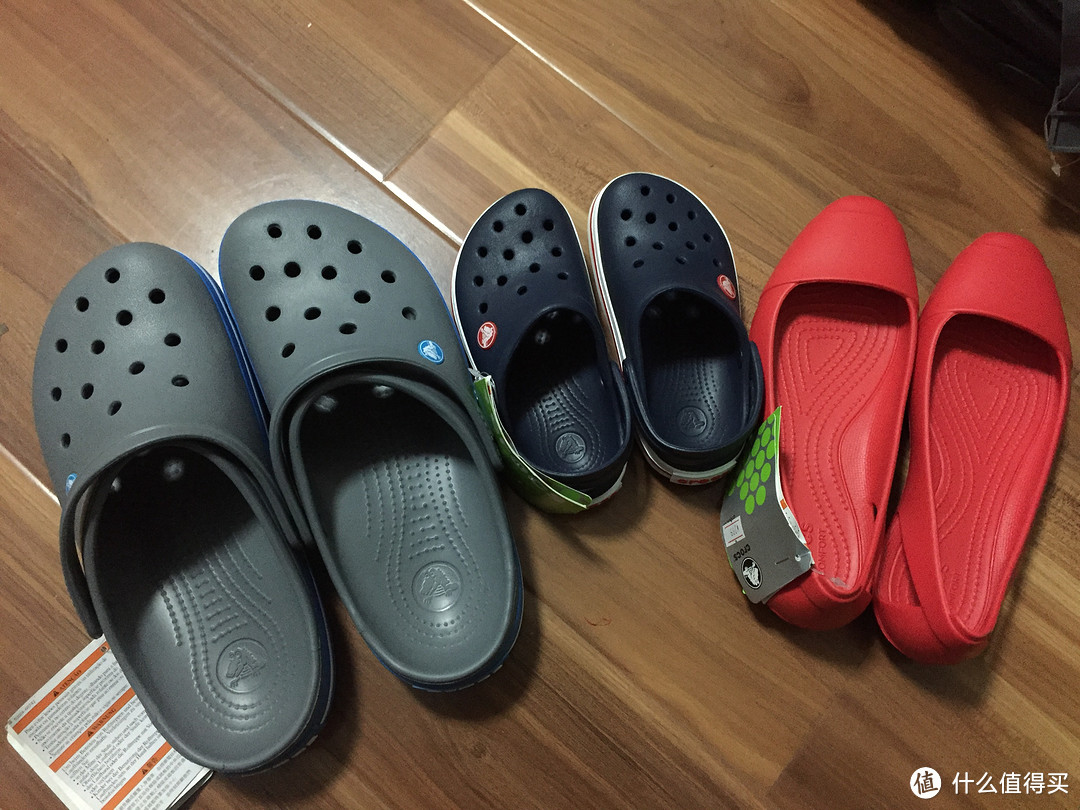 crocs 卡骆驰 一家三口亲子情侣鞋展示