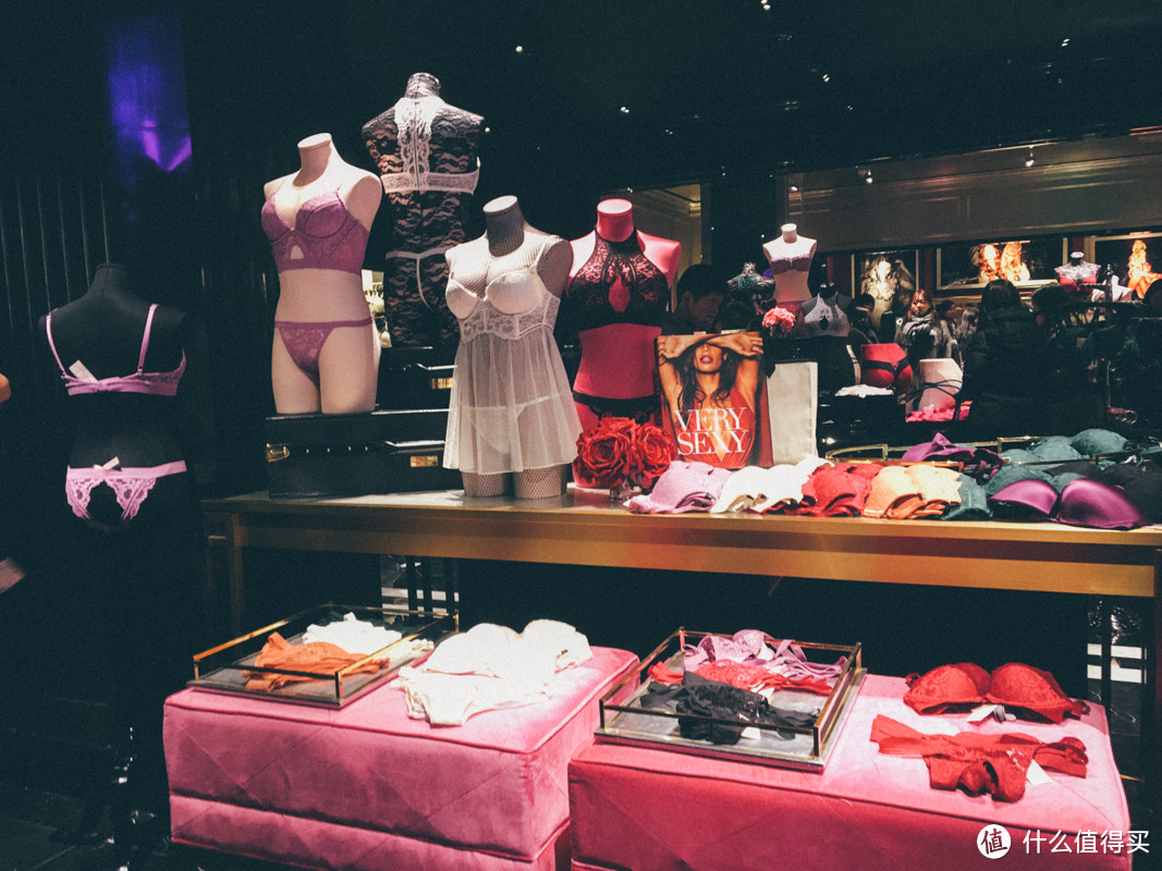 极致诱惑，阅尽性感：VICTORIA'S SECRET 维多利亚的秘密旗舰店探店记