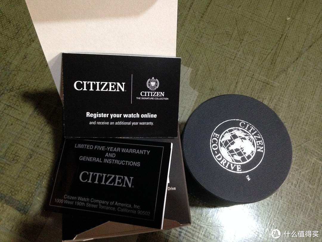 CITIZEN 西铁城 光动能圆黑表盘钢带女士手表 EW9920-50E