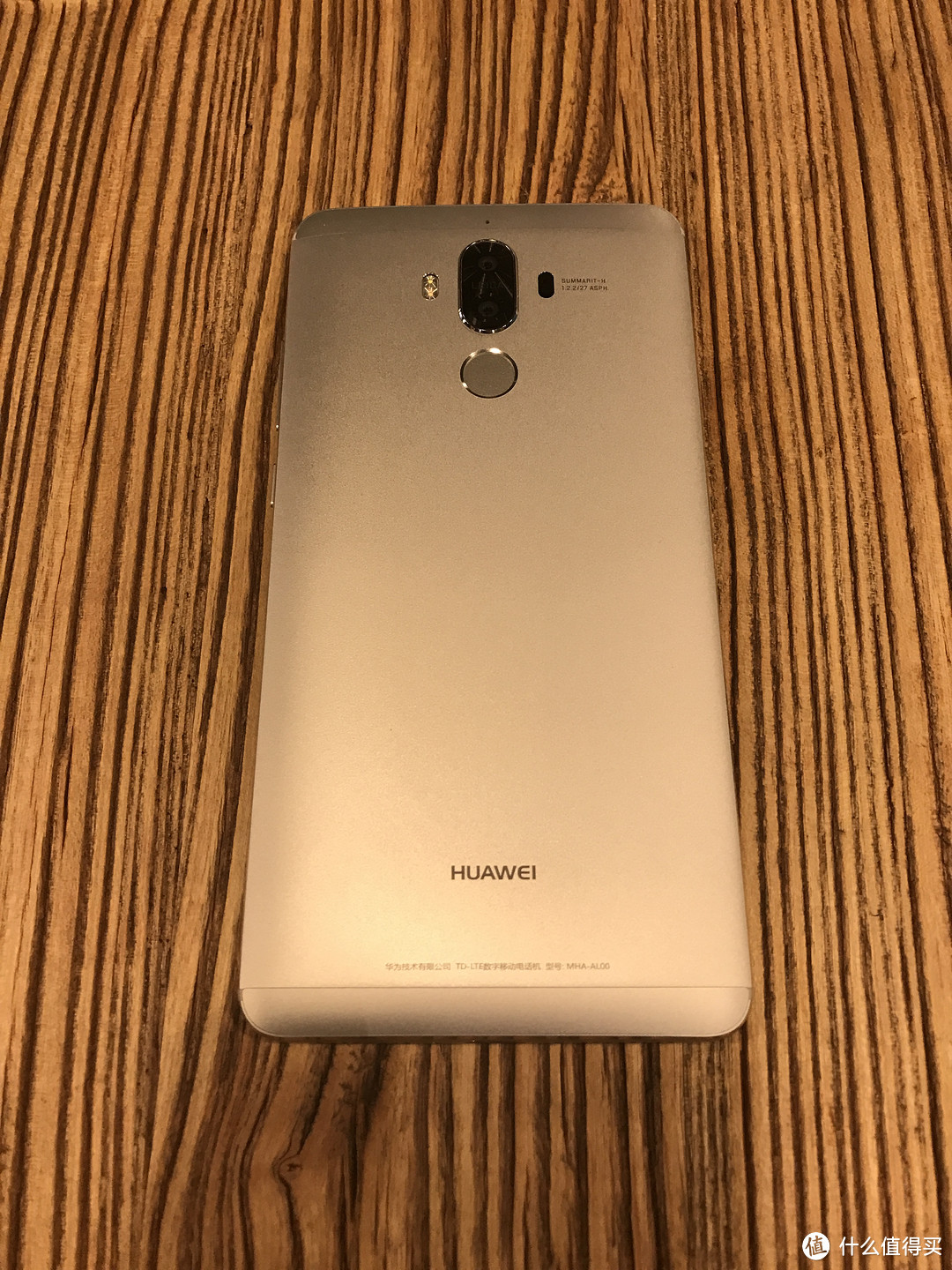 匠心，旗舰 — HUAWEI 华为 mate 9 月光银 智能手机