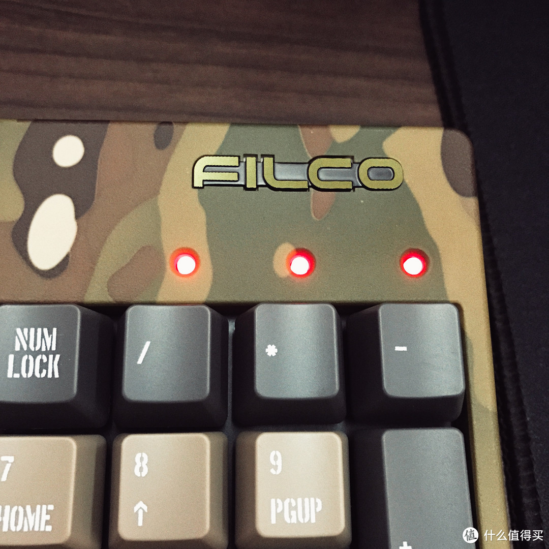 #本站首晒#FILCO 斐尔可「104圣手二代」迷彩色红轴机械键盘