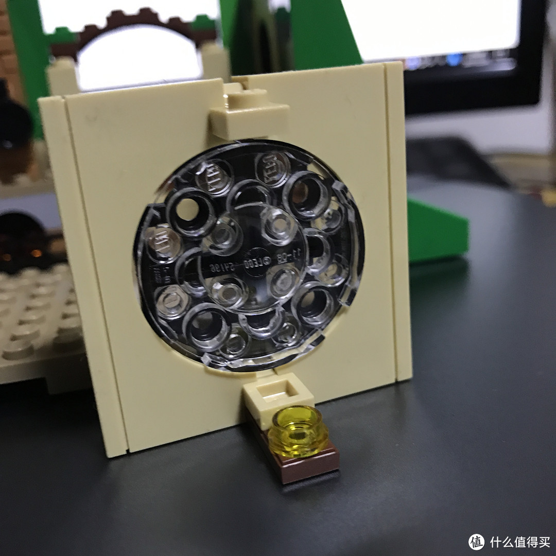 传说的起点：LEGO 乐高 79003 袋底洞拼装玩具