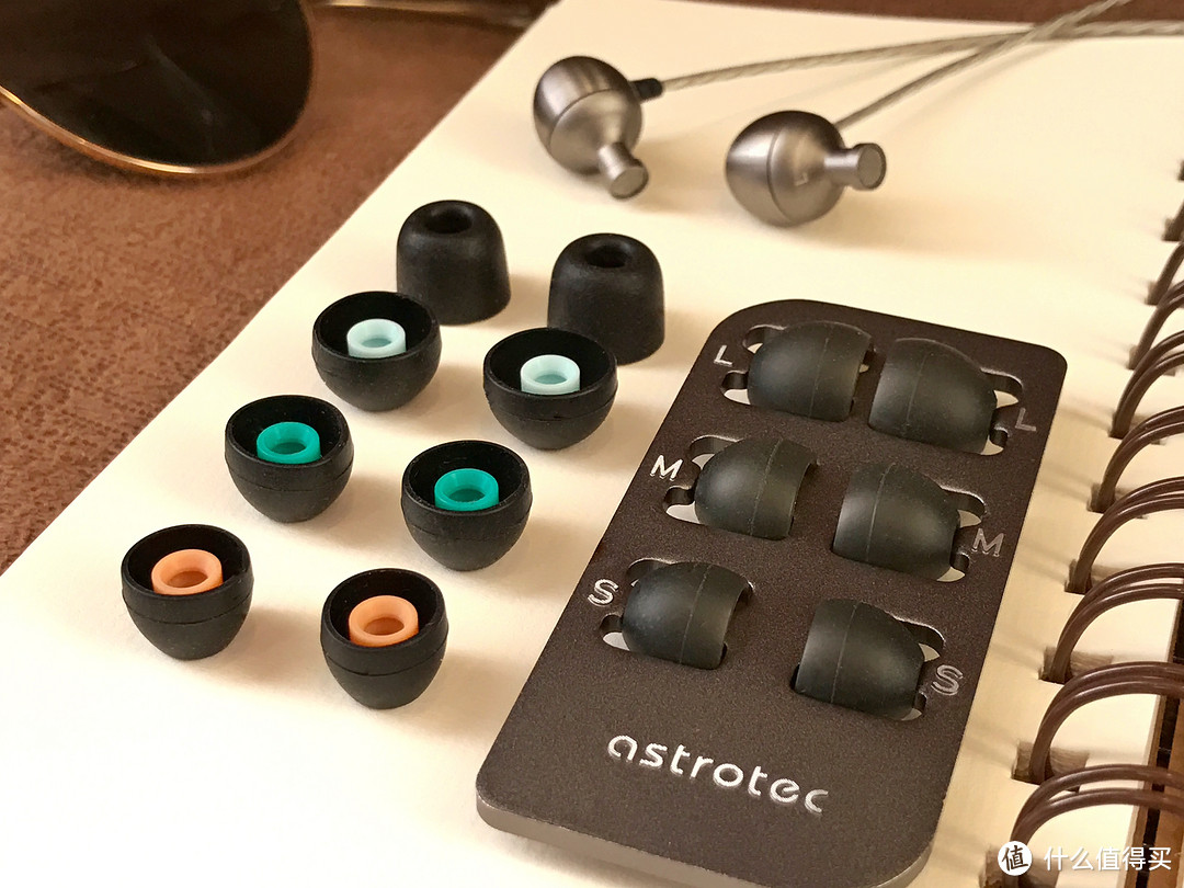 Astrotec 阿思翠 AM850 入门HIFI音乐耳机 开箱