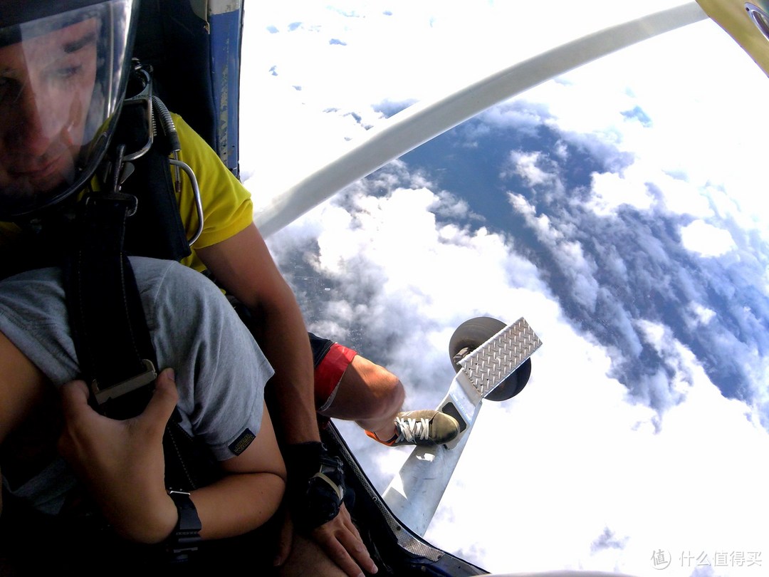 #原创新人#腾云驾雾-斐济14000英尺跳伞