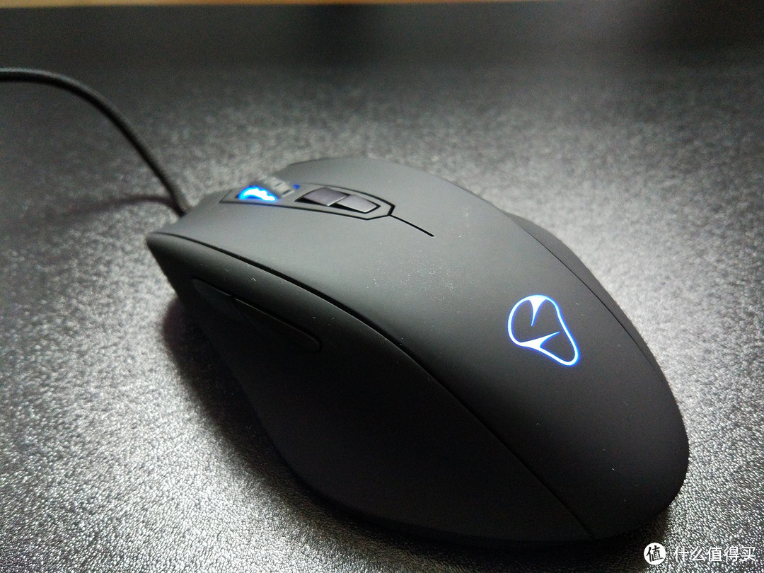 #本站首晒#瑞典设计的小众鼠标，Mionix Naos 7000评测及驱动解析