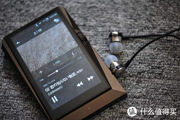 #本站首晒# Onkyo 安桥 DP-X1A 无损播放器——听音乐，可以对自己好一些