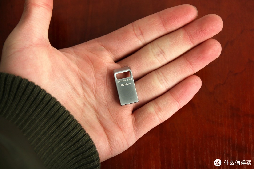 简直学生福音——Kingston 金士顿 DTMC3 128GB USB3.1 迷你U盘测试