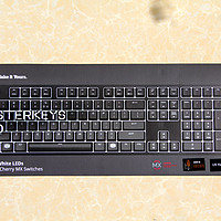 酷冷至尊 MASTERKEYS PRO L 机械键盘开箱展示(防滑脚垫|接口|支脚|按键|键帽)