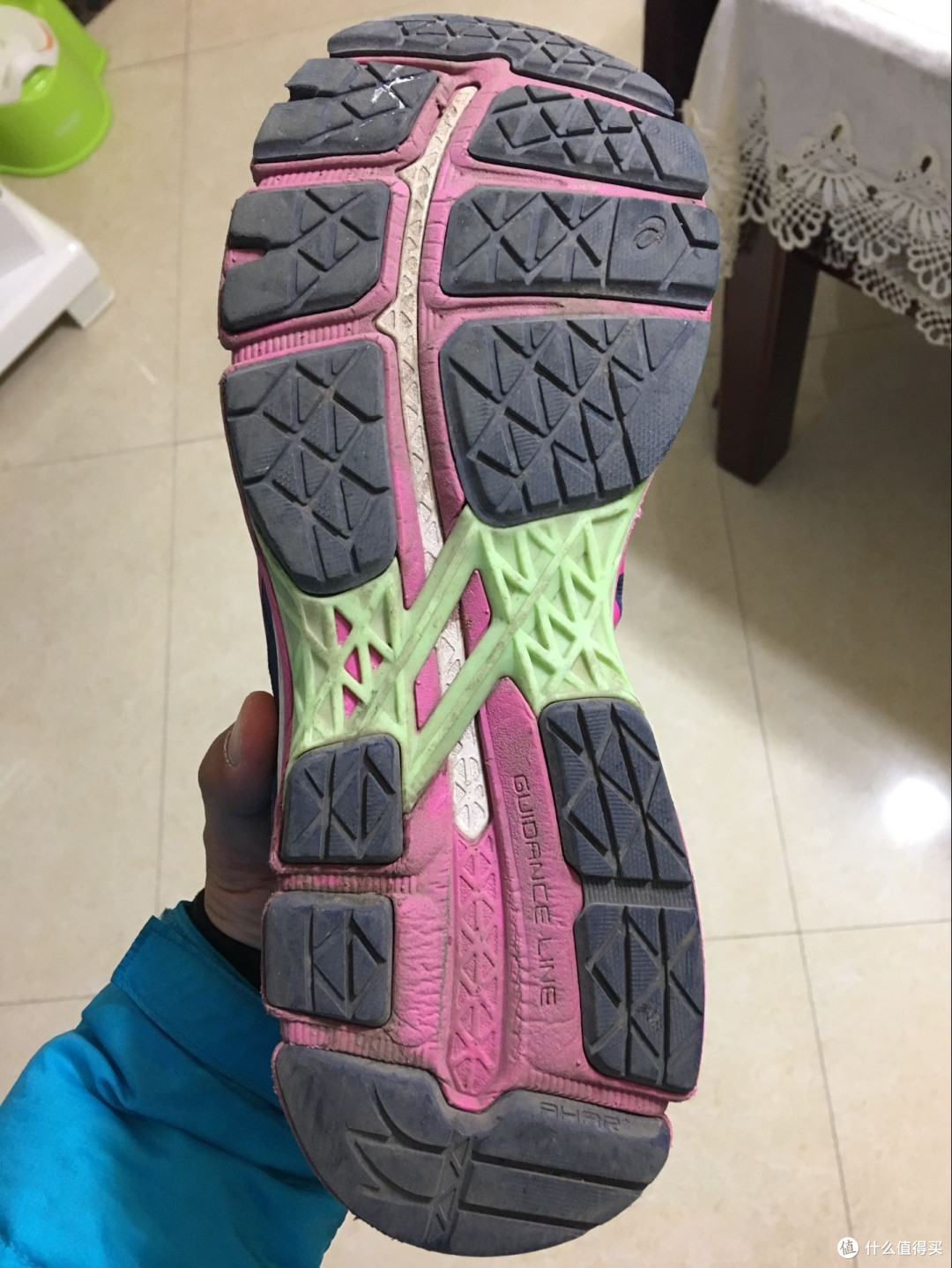 女鞋男穿的大师:saucony 圣康尼 CORTANA 4 轻量缓震跑鞋 迟来的开箱(独家赠送防骗秘籍)