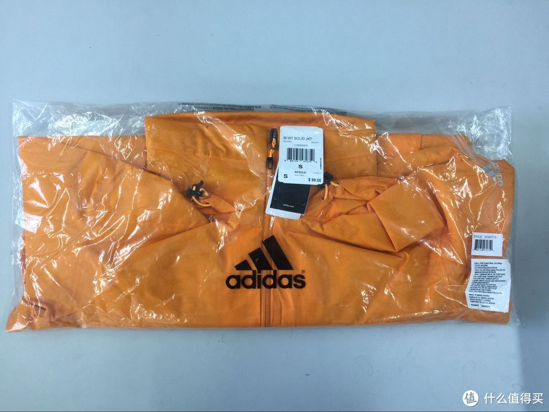 风格类似的两件防风防雨服尺码分享：adidas 阿迪达斯+Columbia 哥伦比亚