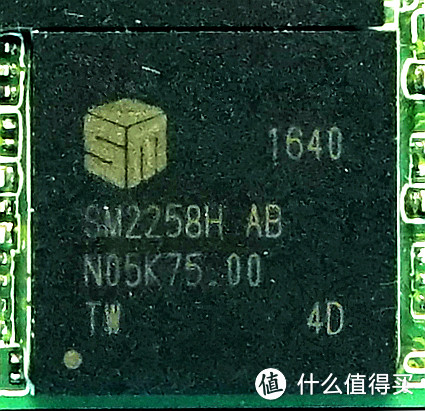 第一次把玩3D-NAND颗粒的SSD——AData 威刚 SU800 512G开箱+详测