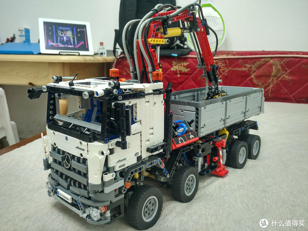 入坑进行式——LEGO 乐高 Technic 系列 42043 奔驰卡车