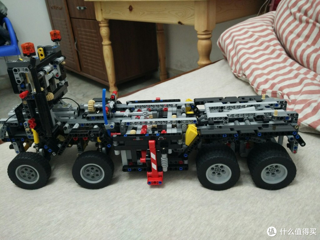 入坑进行式——LEGO 乐高 Technic 系列 42043 奔驰卡车