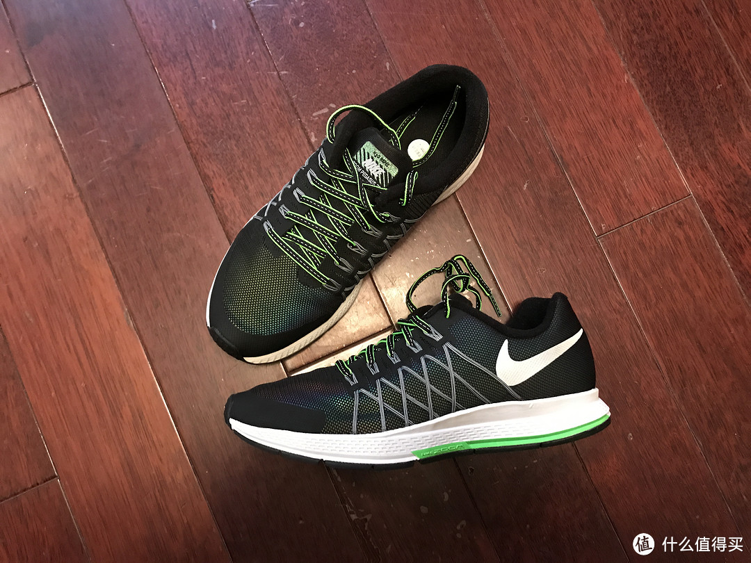 酷炫！NIKE AIR ZOOM PEGASUS 32 FLASH GS 跑步鞋（附GS尺码对照表）