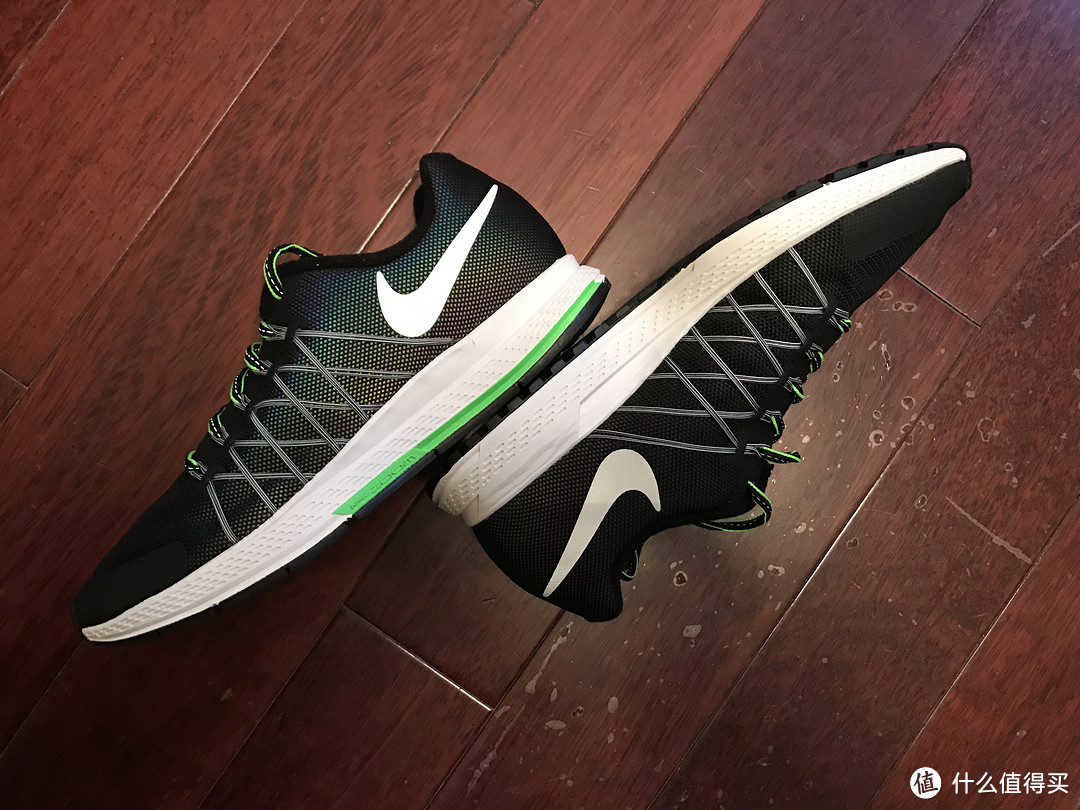 酷炫！NIKE AIR ZOOM PEGASUS 32 FLASH GS 跑步鞋（附GS尺码对照表）