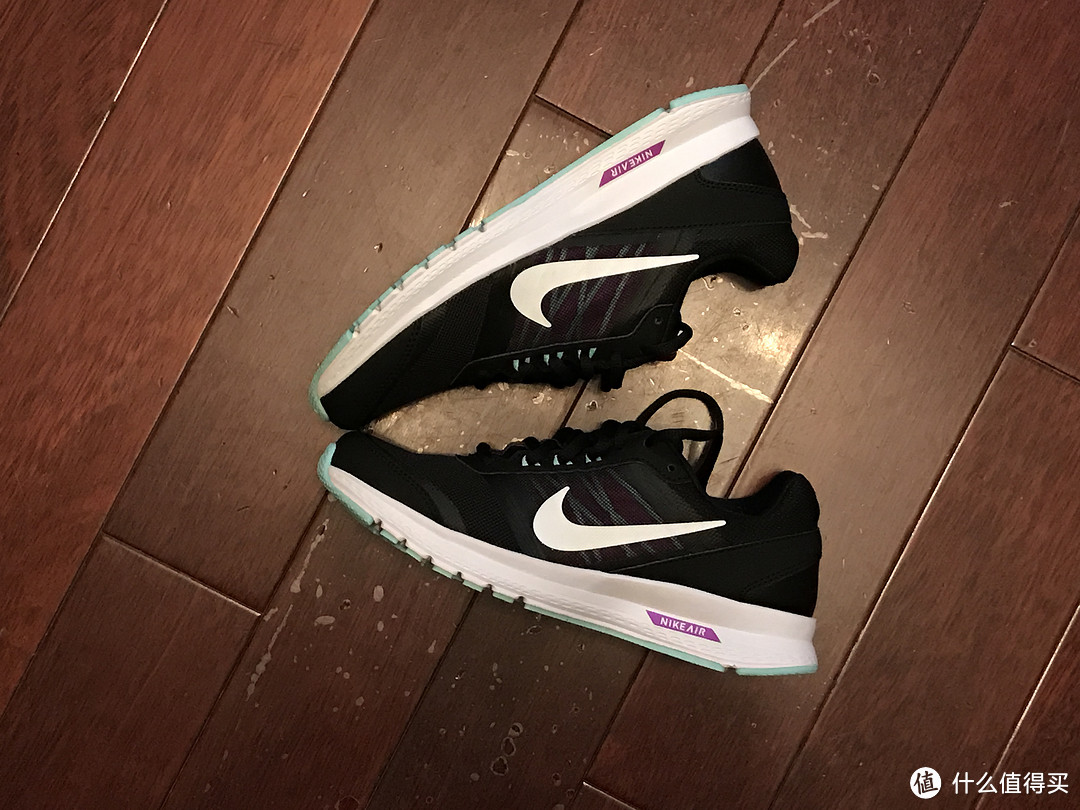 Nike 耐克 Air Relentless 5 女式轻量跑步鞋