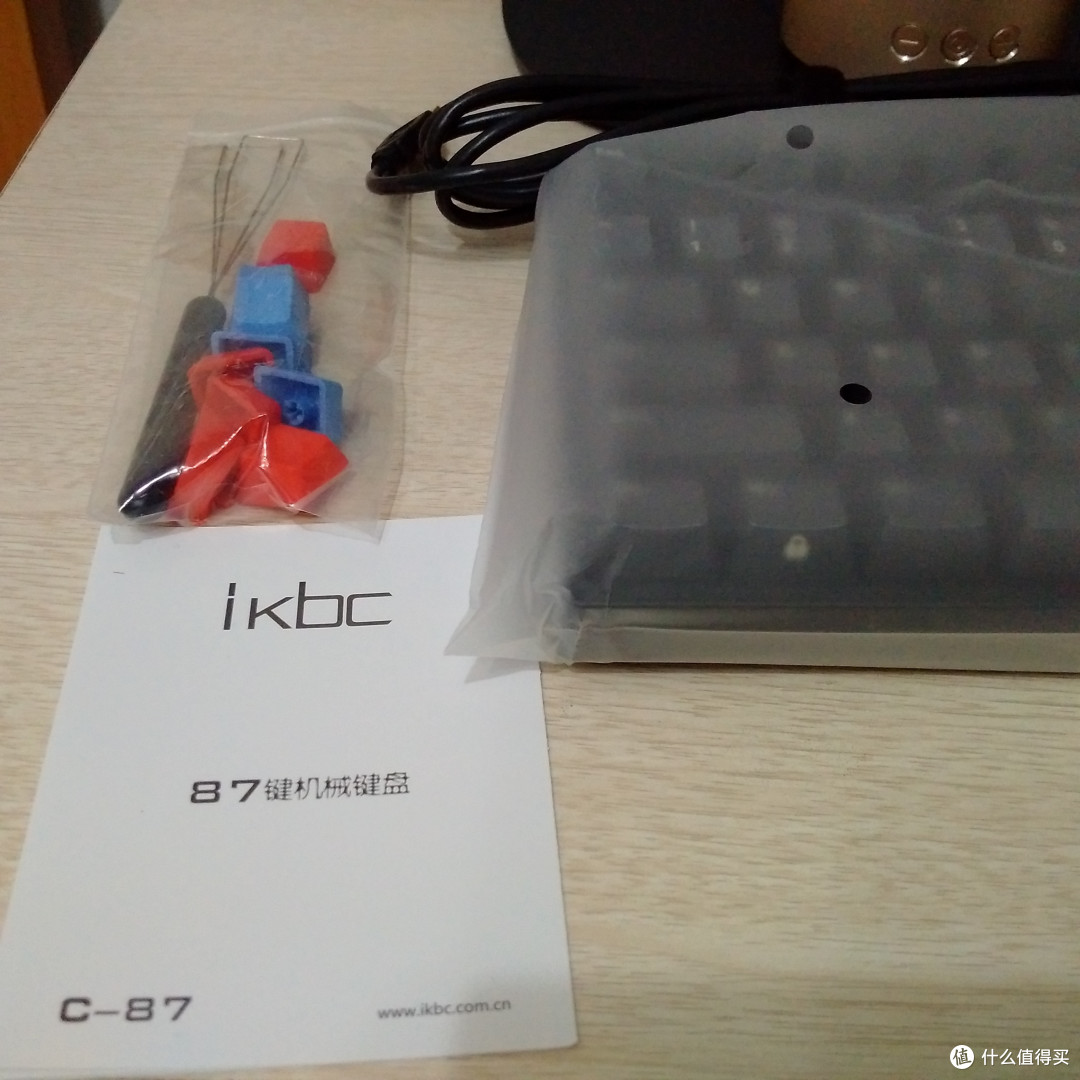 iKBC C87原厂红轴机械键盘 新人开箱