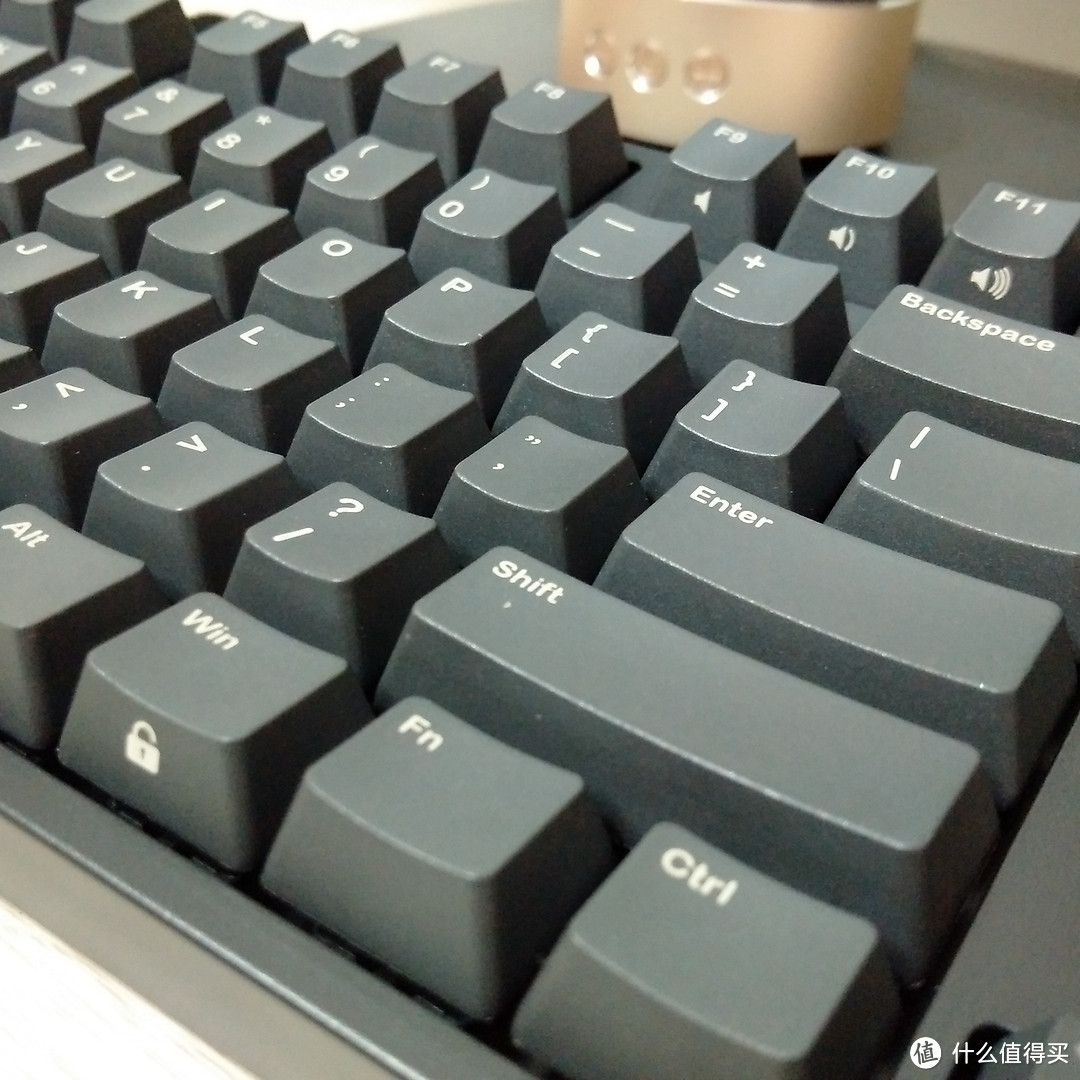 iKBC C87原厂红轴机械键盘 新人开箱